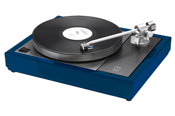 Colour matched speaker finish